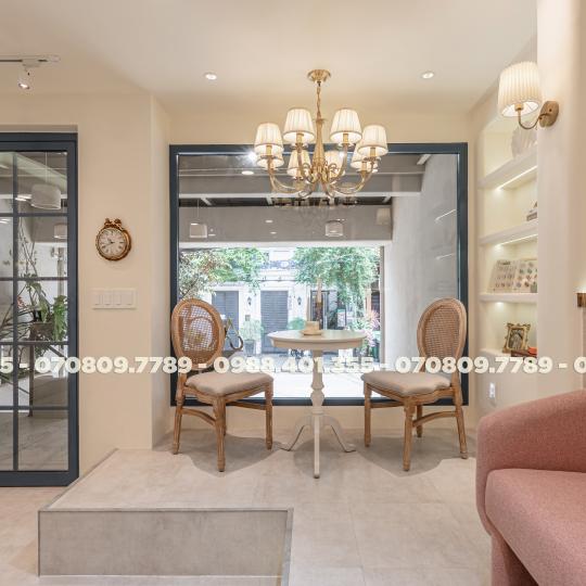 ACE NAILS & BEAUTY - TH CÔNG  